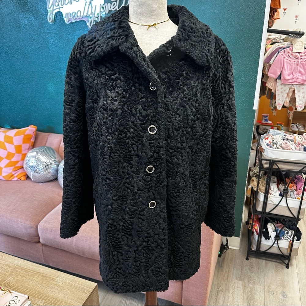 Vintage Women's Black faux fur coat